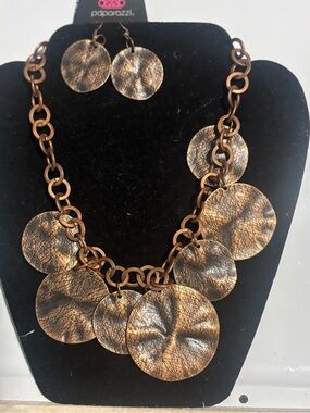 paparazzi Metallic Copper-Tone Disc Necklace and Earring Set